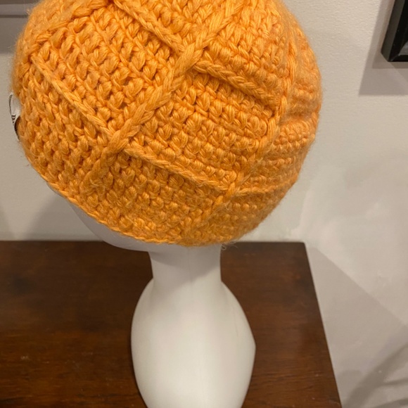 Women’s wool /alpaca mix touque - Picture 3 of 7